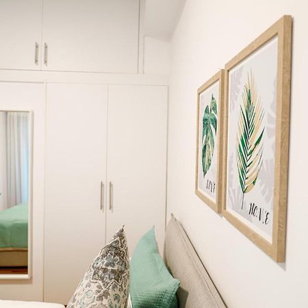 Newly Renovated Apartment 7 Min Walk From Acropolis Афіни Екстер'єр фото