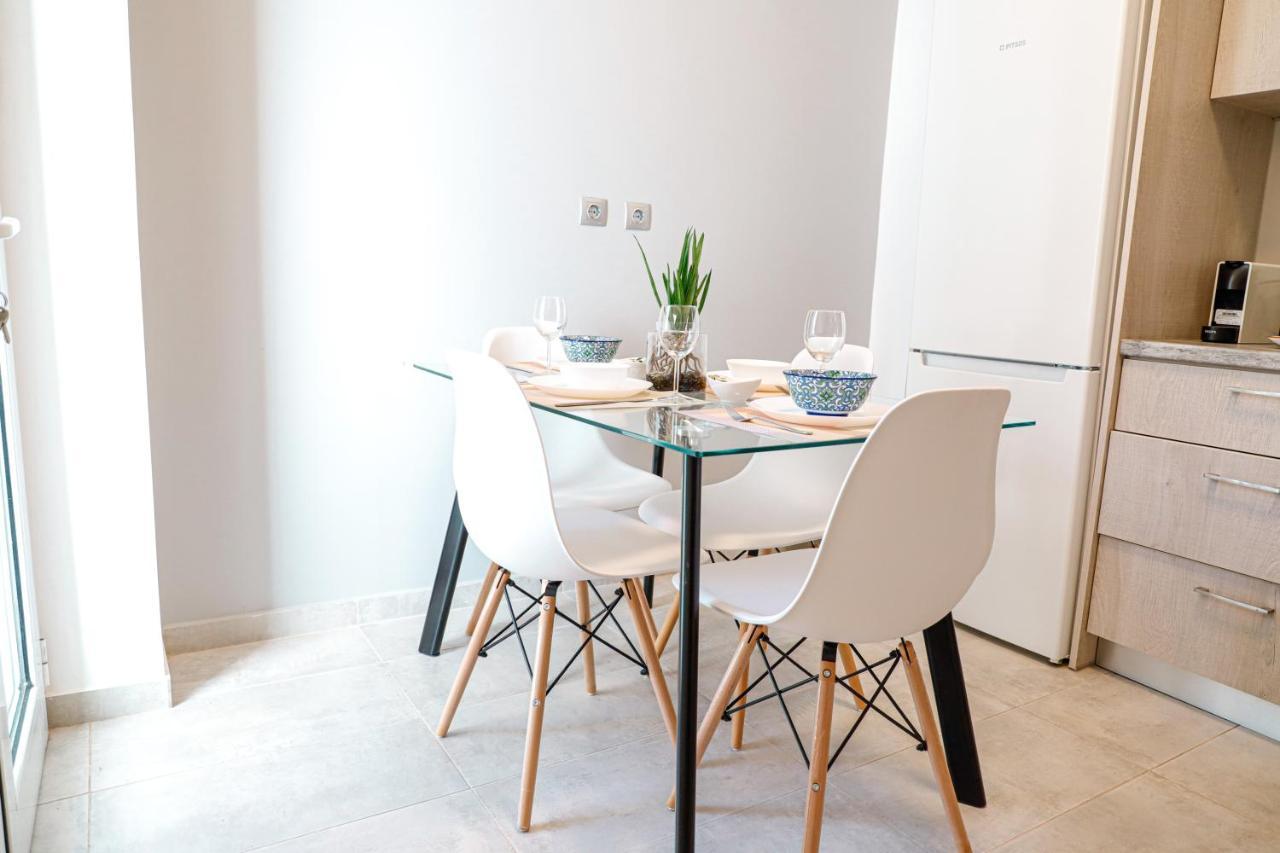 Newly Renovated Apartment 7 Min Walk From Acropolis Афіни Екстер'єр фото