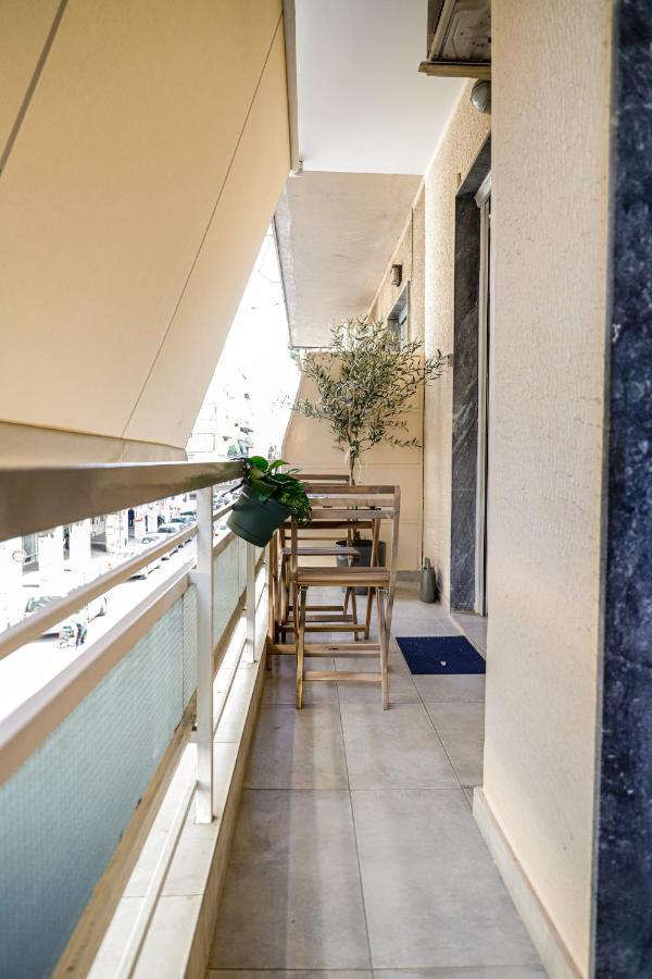 Newly Renovated Apartment 7 Min Walk From Acropolis Афіни Екстер'єр фото
