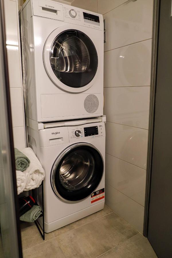 Newly Renovated Apartment 7 Min Walk From Acropolis Афіни Екстер'єр фото