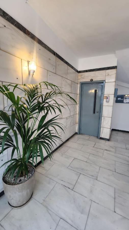 Newly Renovated Apartment 7 Min Walk From Acropolis Афіни Екстер'єр фото